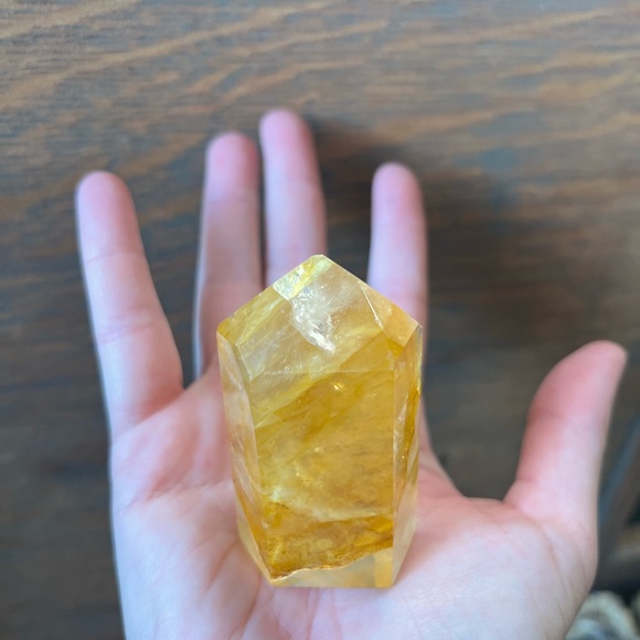 Citrine Quartz Crystal - Picture 3 of 3